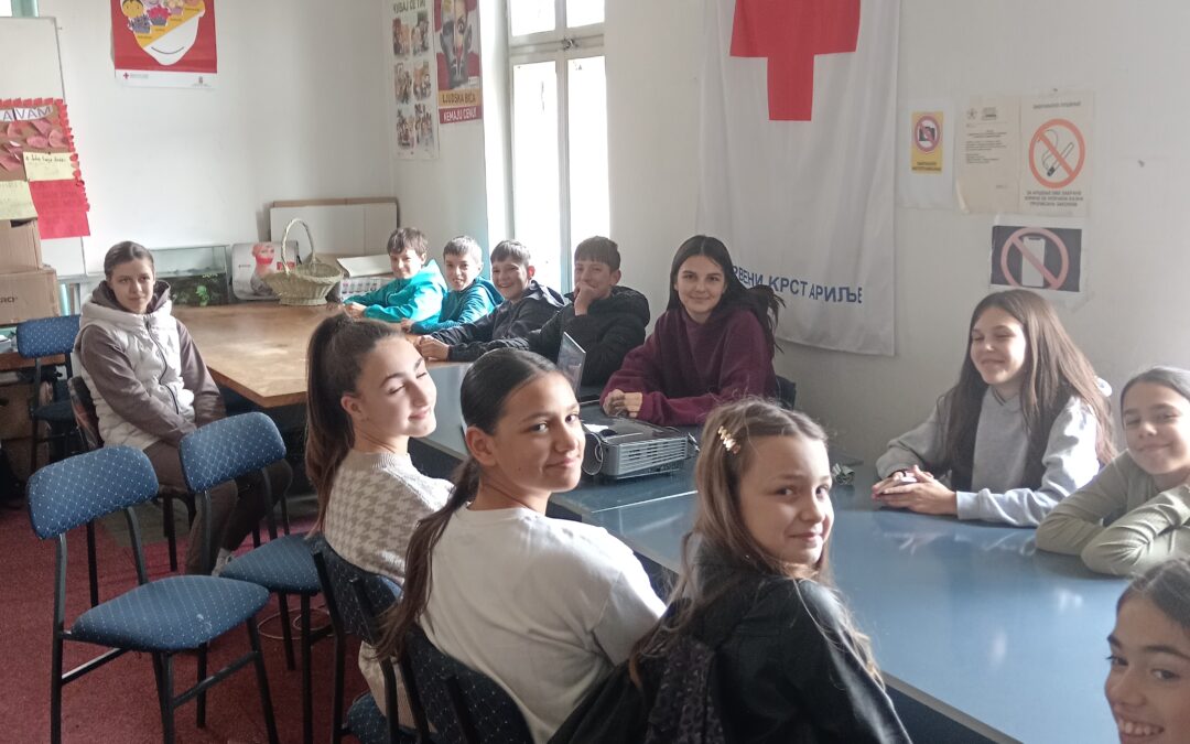 Вршњачки тим у посети Црвеном крсту 24. октобра 2025. године