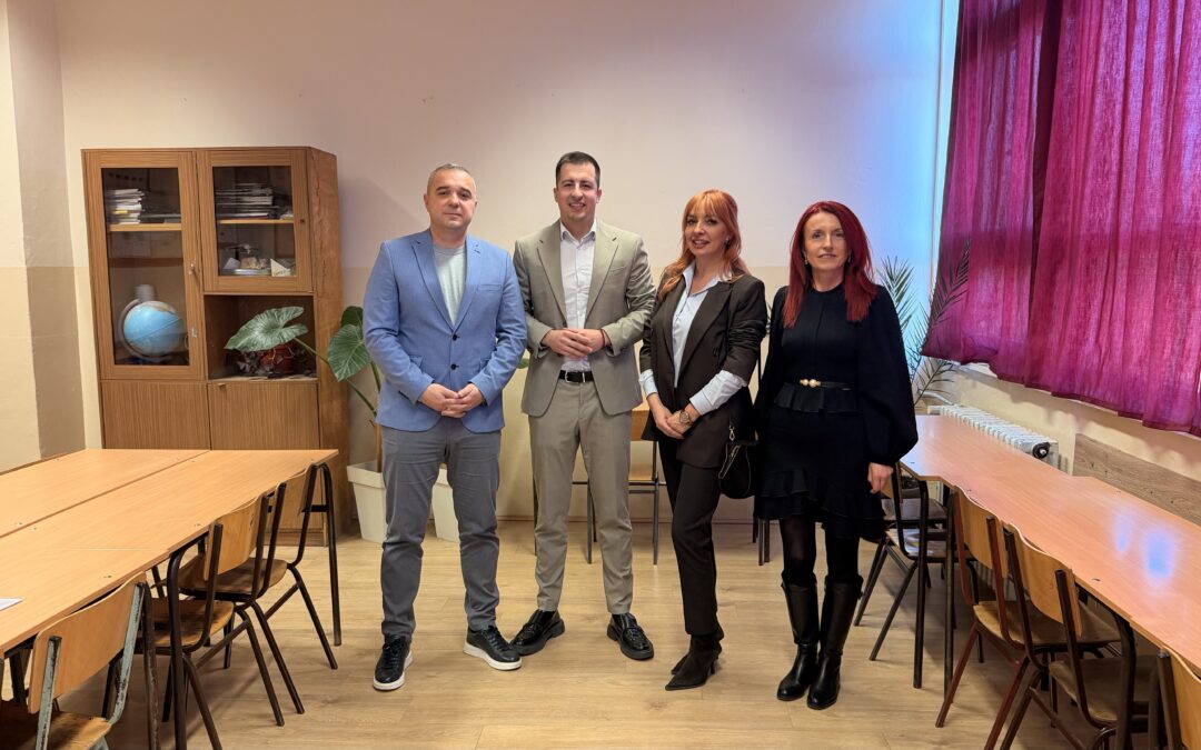 Сарадња школе и Министарства просвете – 26 лаптоп рачунара за нови дигитални кабинет у ОШ „Стеван Чоловић“